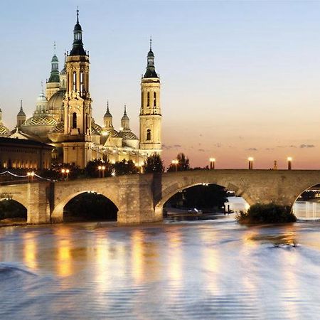 Zaragoza Y Sus 2 Catedrales Apartment Exterior foto